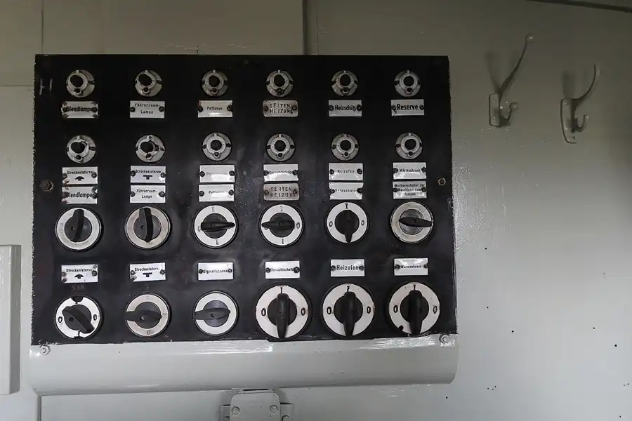 043 | 2015 | Falkenberg/Elster | Loksammlung Falkenberg | © carsten riede fotografie