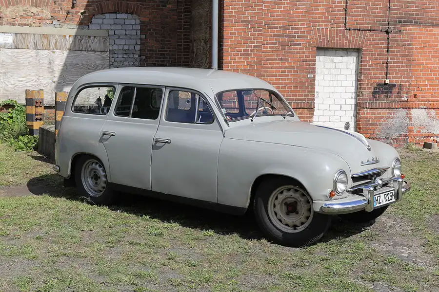 185 | 2015 | Falkenberg/Elster | Loksammlung Falkenberg | © carsten riede fotografie