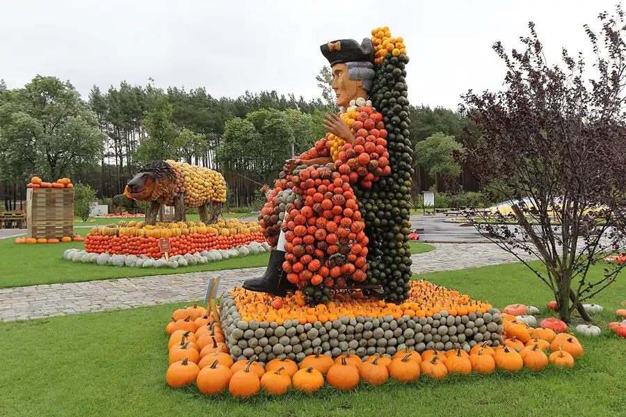 016 | 2015 | Beelitz GT Klaistow | Kürbisausstellung – König Friedrich II. = 4000 Kürbisse | © carsten riede fotografie