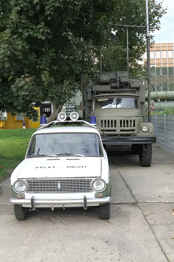 015 | 2015 | Oschersleben | Ostalgie-Kantine im Klubhaus der Werktätigen + Fahrzeugmuseum | © carsten riede fotografie