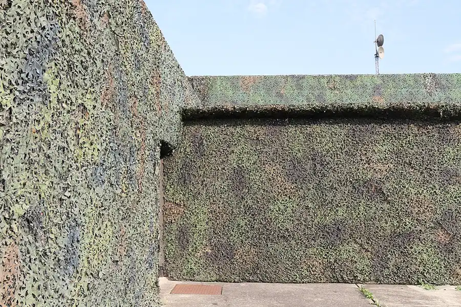 125 | 2015 | Oschersleben | Ostalgie-Kantine im Klubhaus der Werktätigen + Fahrzeugmuseum | © carsten riede fotografie