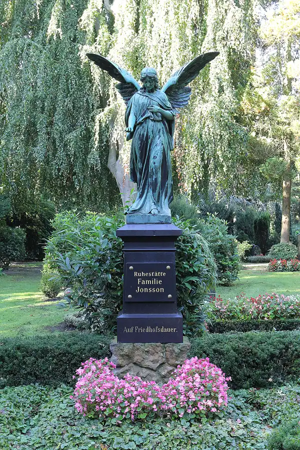 021 | 2015 | Hamburg | Parkfriedhof Ohlsdorf | © carsten riede fotografie