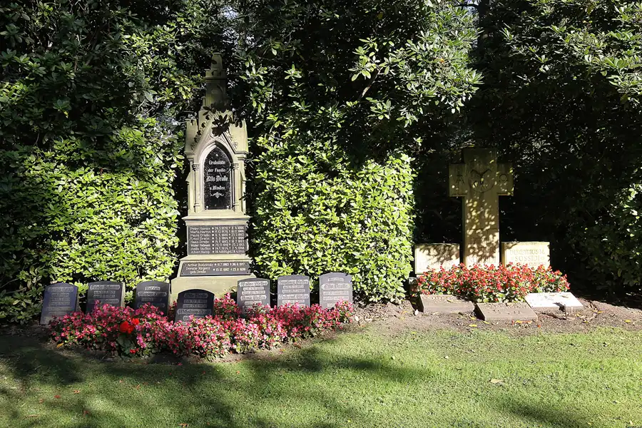 023 | 2015 | Hamburg | Parkfriedhof Ohlsdorf | © carsten riede fotografie