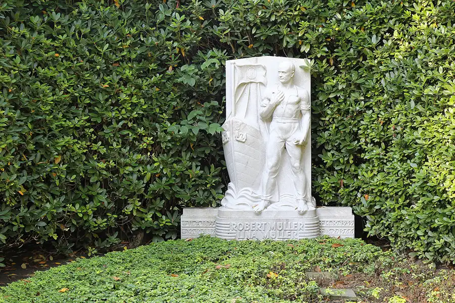 024 | 2015 | Hamburg | Parkfriedhof Ohlsdorf | © carsten riede fotografie