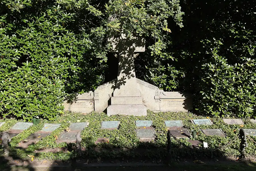 026 | 2015 | Hamburg | Parkfriedhof Ohlsdorf | © carsten riede fotografie