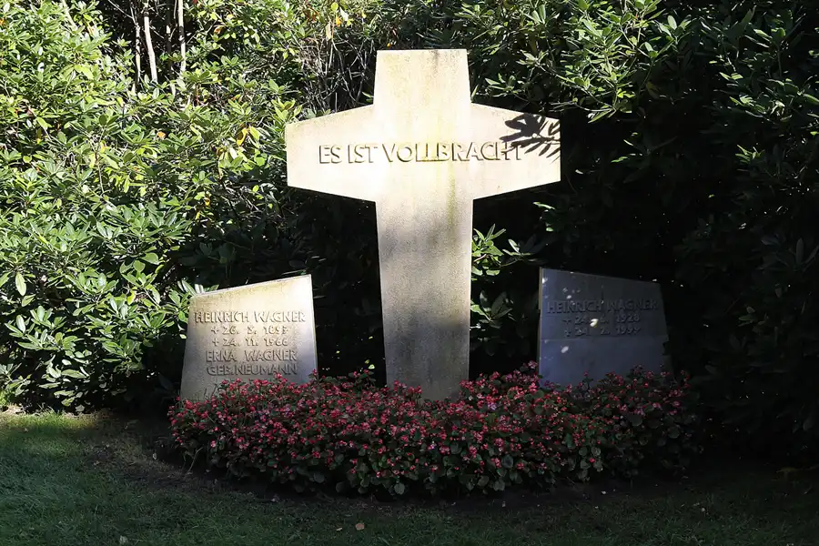 038 | 2015 | Hamburg | Parkfriedhof Ohlsdorf | © carsten riede fotografie