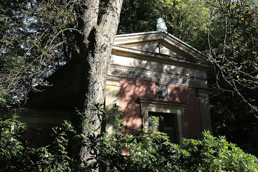 051 | 2015 | Hamburg | Parkfriedhof Ohlsdorf | © carsten riede fotografie