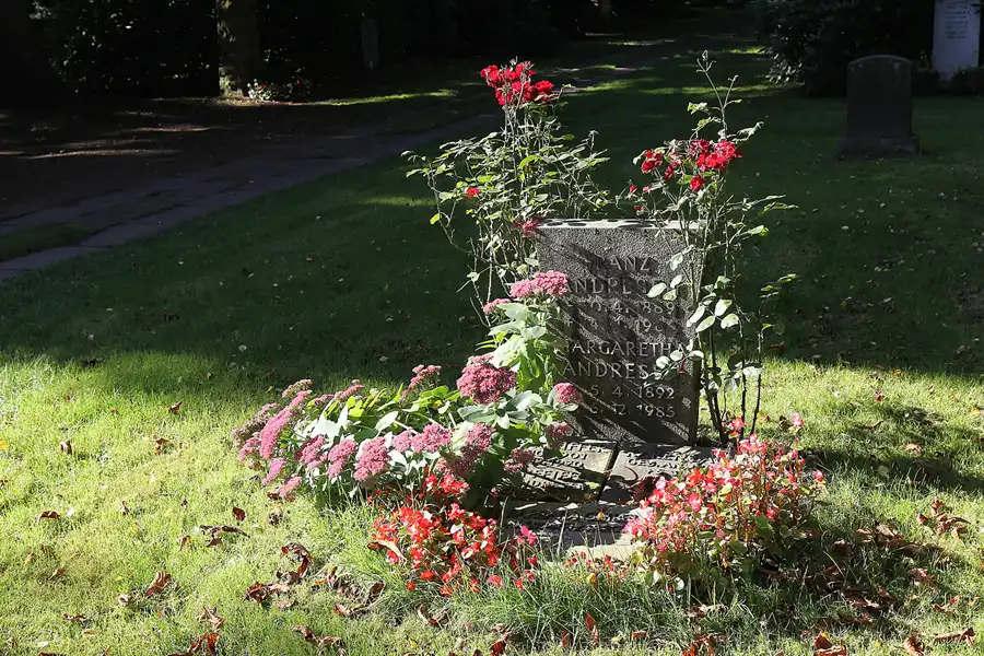 067 | 2015 | Hamburg | Parkfriedhof Ohlsdorf | © carsten riede fotografie