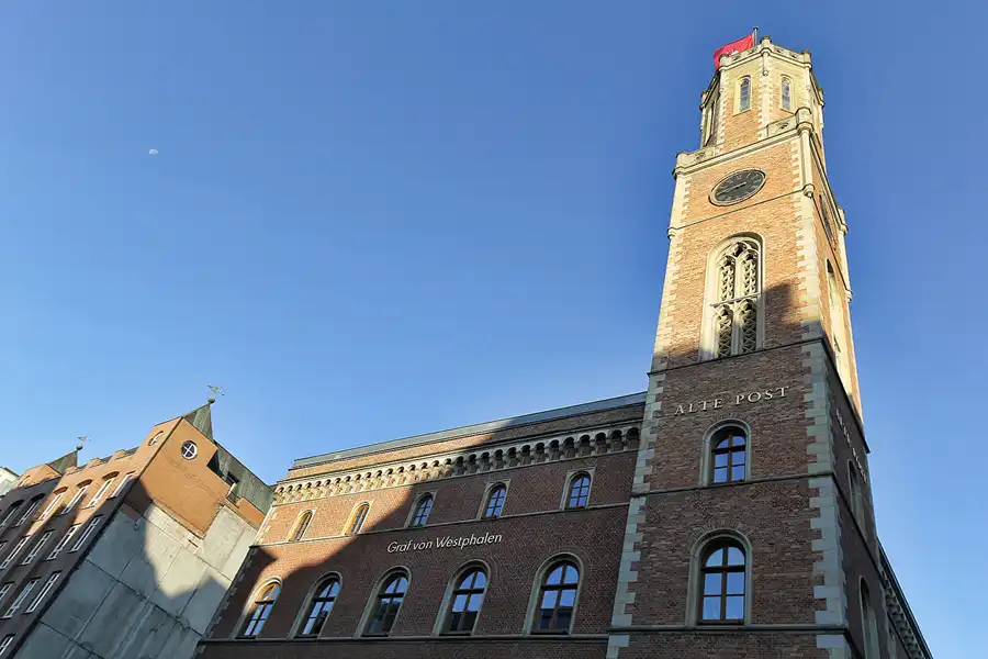 016 | 2015 | Hamburg | Alte Post | © carsten riede fotografie