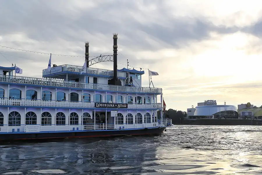 092 | 2015 | Hamburg | Louisiana Star | © carsten riede fotografie