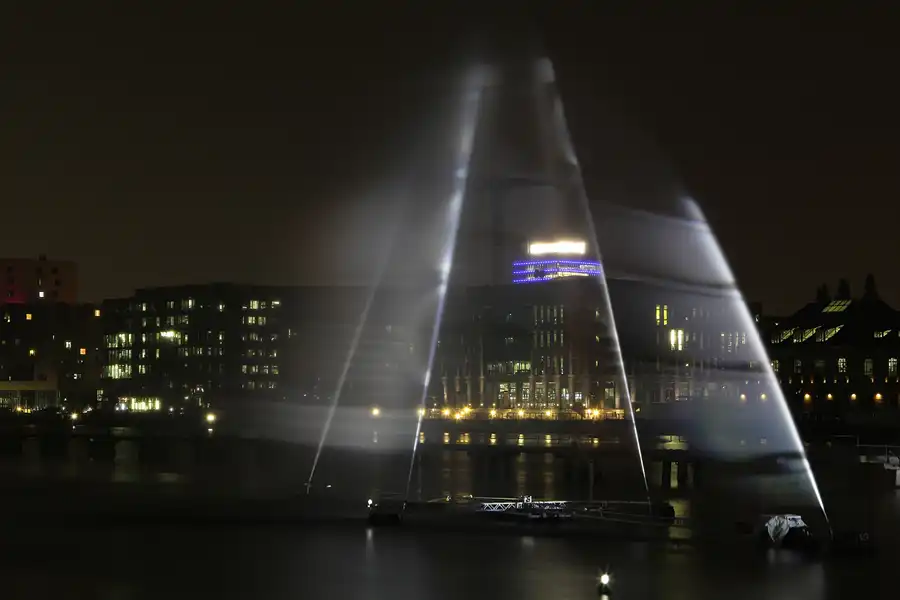 012 | 2015 | Berlin | Osthafen – Das Geisterschiff | © carsten riede fotografie