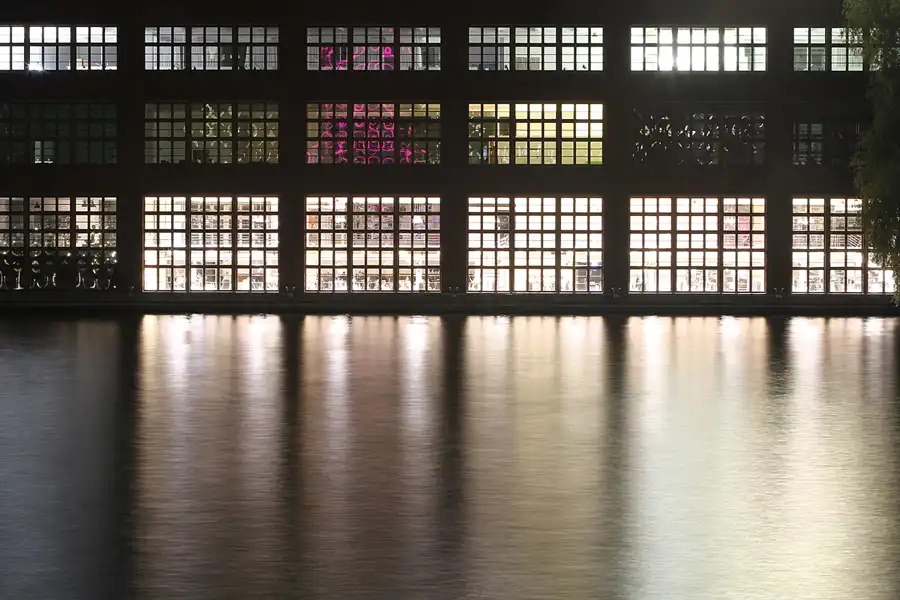 019 | 2015 | Berlin | Osthafen | © carsten riede fotografie