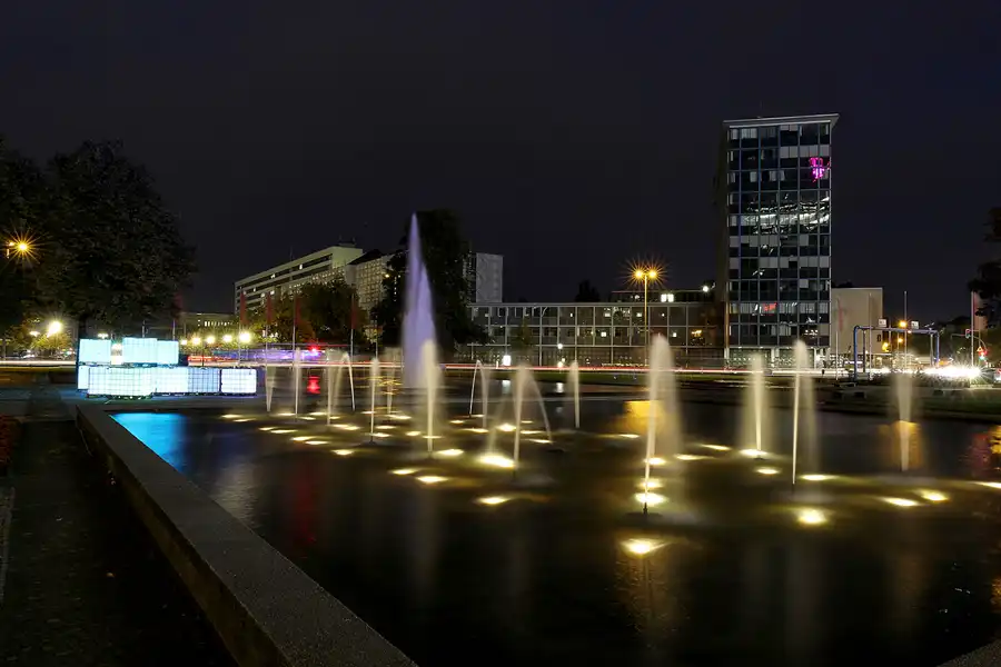 040 | 2015 | Berlin | Ernst-Reuter-Platz | © carsten riede fotografie
