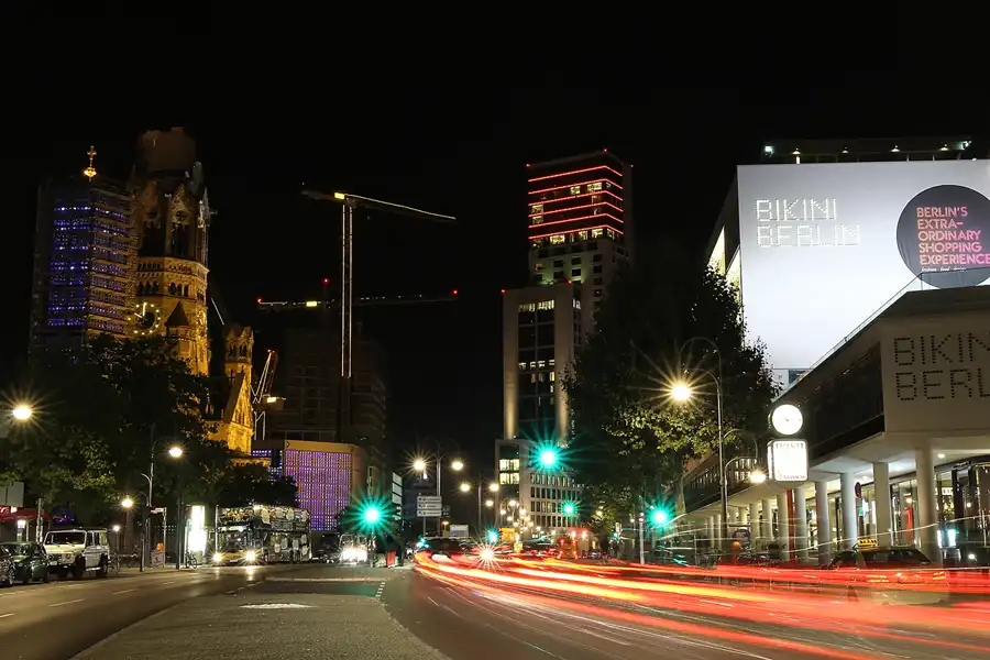 084 | 2015 | Berlin | Budapester Strasse | © carsten riede fotografie