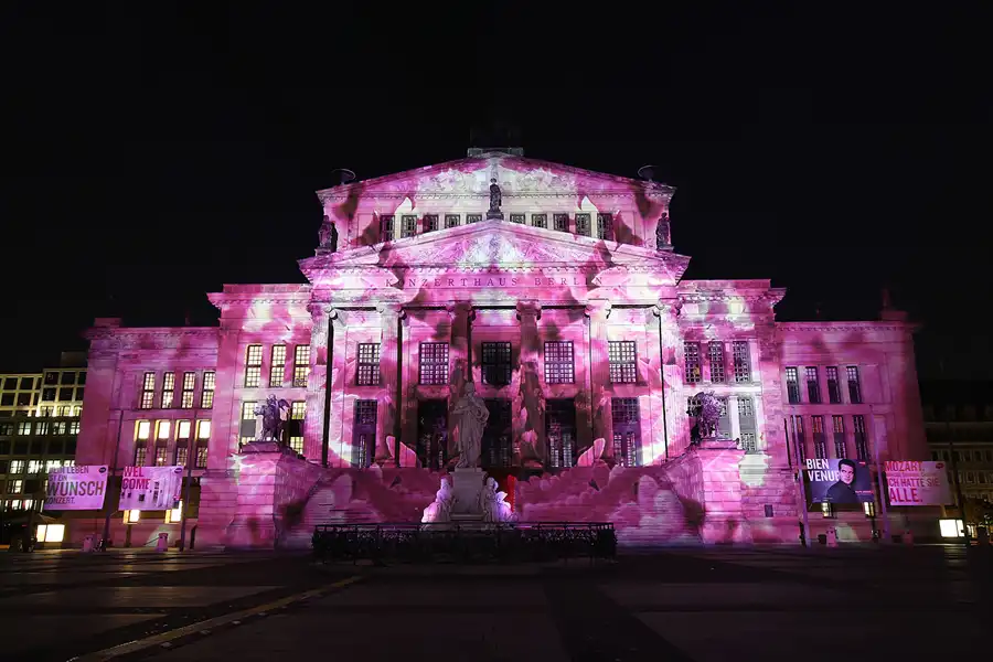 144 | 2015 | Berlin | Gendarmenmarkt – Konzerthaus Berlin | © carsten riede fotografie
