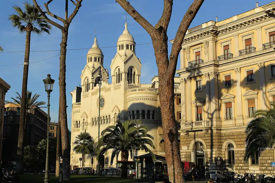 101 | 2015 | Roma | Piazza Cavour – Chiesa Valdese | © carsten riede fotografie