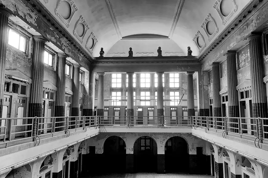 019 | 2016 | Leipzig | Leipziger Stadtbad | © carsten riede fotografie