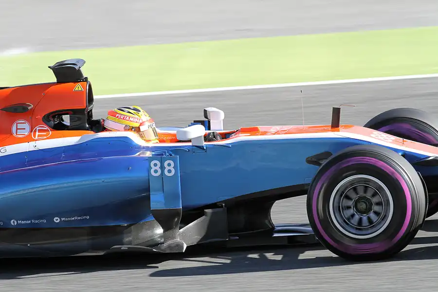 101 | 2016 | Barcelona | Manor-Mercedes-Benz MRT05 | Rio Haryanto | © carsten riede fotografie