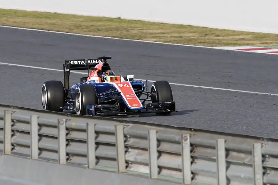 111 | 2016 | Barcelona | Manor-Mercedes-Benz MRT05 | Pascal Wehrlein | © carsten riede fotografie