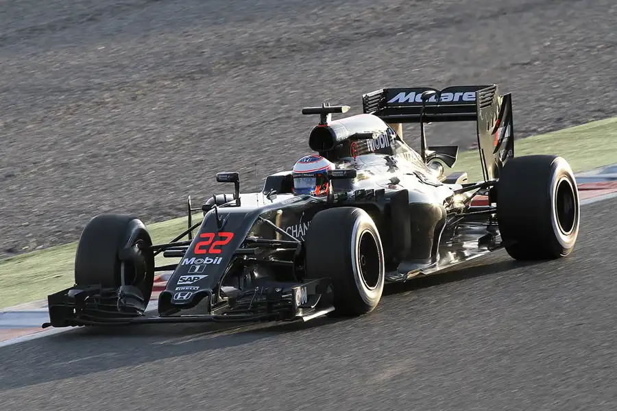 152 | 2016 | Barcelona | McLaren-Honda MP4-31 | Jenson Button | © carsten riede fotografie