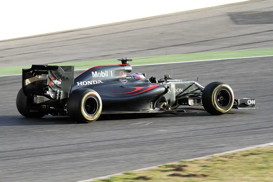 162 | 2016 | Barcelona | McLaren-Honda MP4-31 | Jenson Button | © carsten riede fotografie