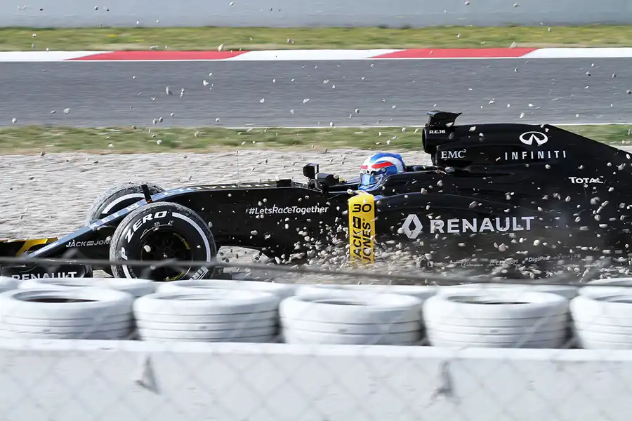 252 | 2016 | Barcelona | Renault R.S.16 | Jolyon Palmer | © carsten riede fotografie