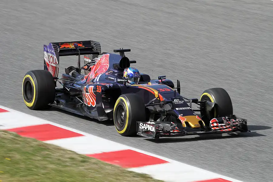 323 | 2016 | Barcelona | Toro Rosso-Ferrari STR11 | Max Verstappen | © carsten riede fotografie