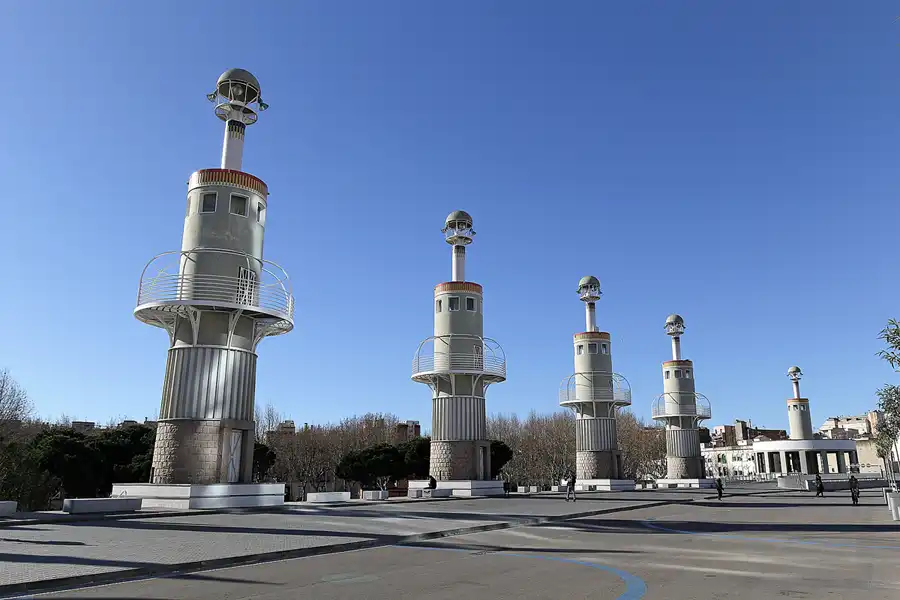 001 | 2016 | Barcelona | Parc De L`Espanya Industrial | © carsten riede fotografie
