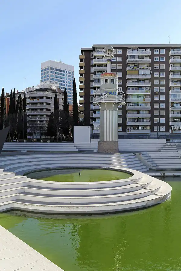 002 | 2016 | Barcelona | Parc De L`Espanya Industrial | © carsten riede fotografie
