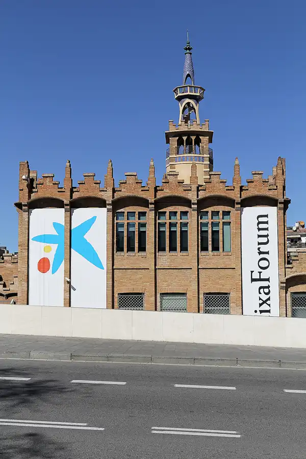 056 | 2016 | Barcelona | Avinguda De Francesc Ferrer I Guardia | © carsten riede fotografie