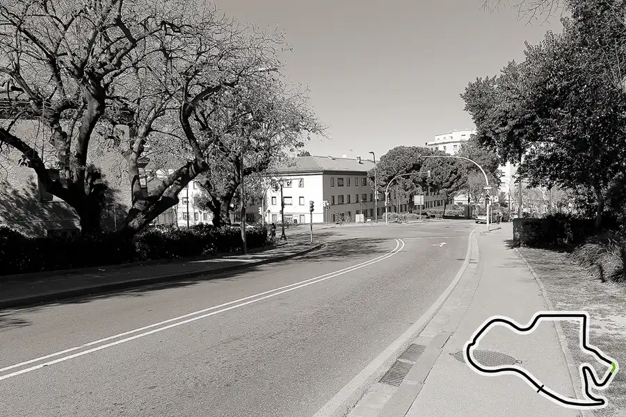 022 | 2016 | Barcelona | Passeig De Santa Madrona | © carsten riede fotografie