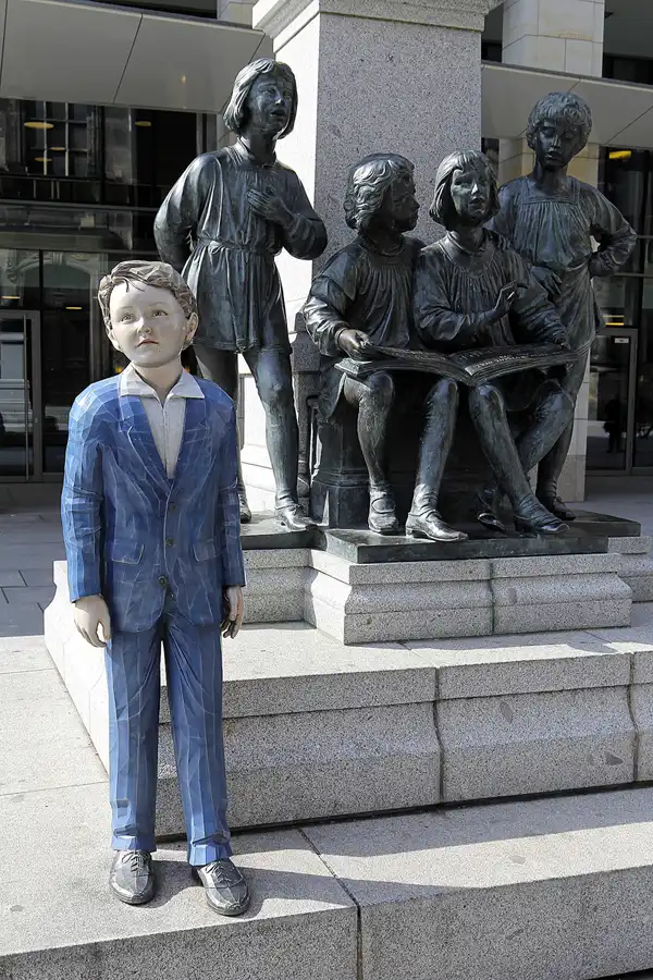 007 | 2016 | Dresden | An der Kreuzkirche | © carsten riede fotografie