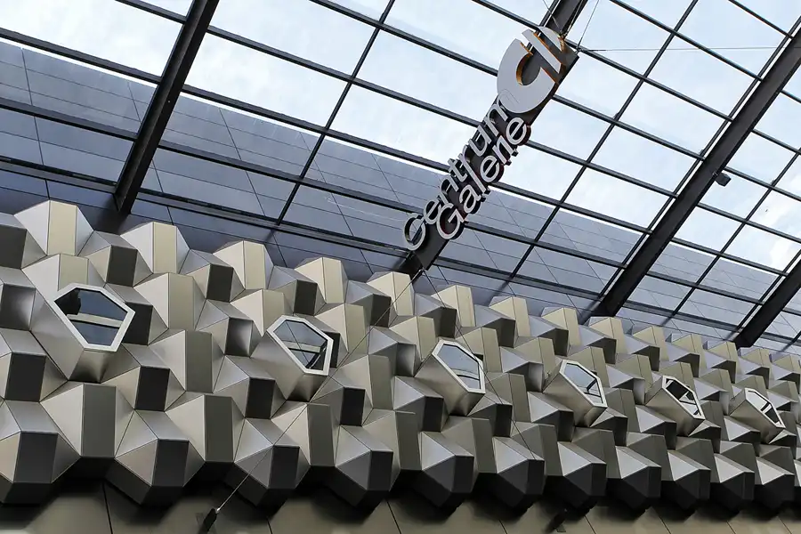 015 | 2016 | Dresden | Centrum Galerie | © carsten riede fotografie