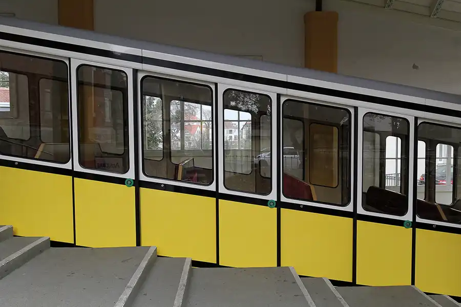 033 | 2016 | Dresden | Die Standseilbahn | © carsten riede fotografie