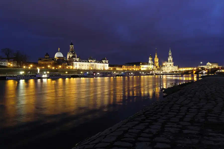 065 | 2016 | Dresden | Elbpanorama | © carsten riede fotografie