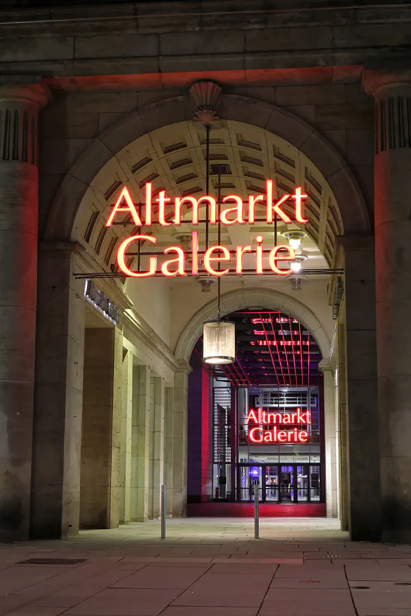 006 | 2016 | Dresden | Altmarkt Galerie | © carsten riede fotografie