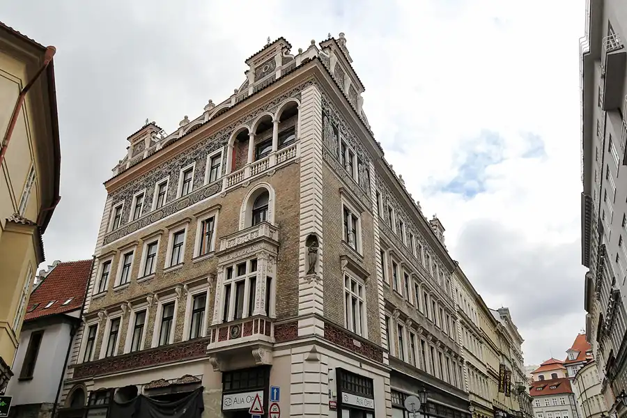 018 | 2016 | Praha | © carsten riede fotografie