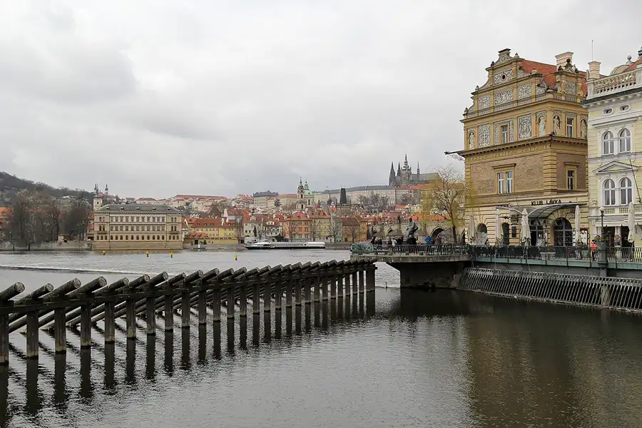 024 | 2016 | Praha | © carsten riede fotografie
