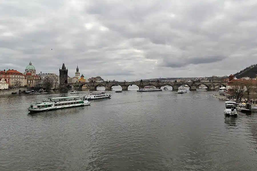 063 | 2016 | Praha | © carsten riede fotografie