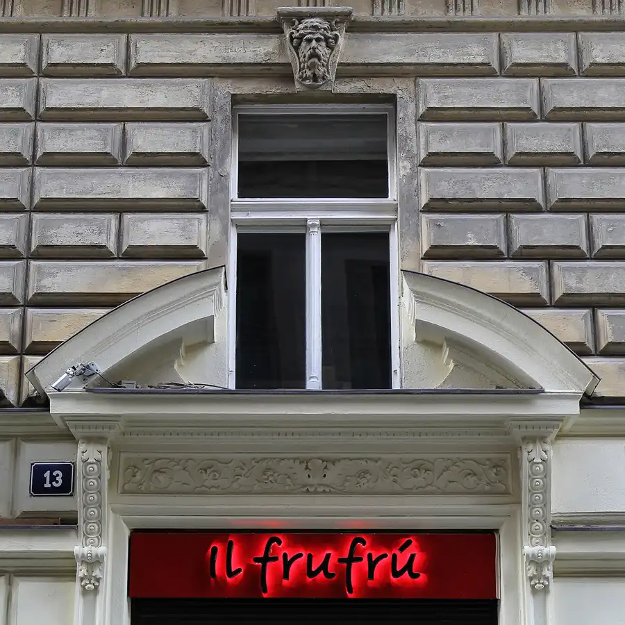 123 | 2016 | Praha | © carsten riede fotografie