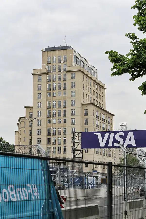 198 | 2016 | Berlin | Impressions – Circuit | © carsten riede fotografie