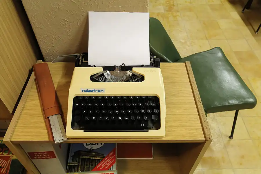 006 | 2016 | Inselstadt Malchow | DDR-Museum im Film-Palast | © carsten riede fotografie