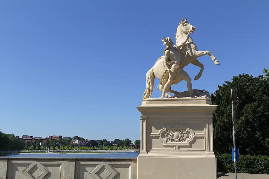 037 | 2016 | Schwerin | © carsten riede fotografie