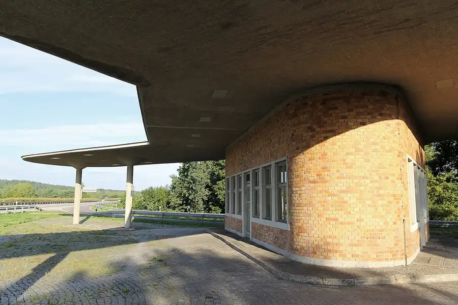 003 | 2016 | Fürstenwalde | Reichsautobahn-Tankstelle Typ Fürstenwalde | © carsten riede fotografie