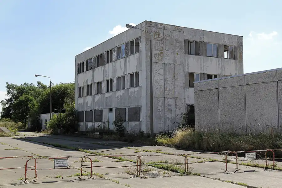 066 | 2016 | Marienborn | Grenzübergangsstelle Marienborn | © carsten riede fotografie