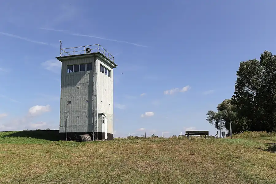 074 | 2016 | Hötensleben | Grenzdenkmal | © carsten riede fotografie