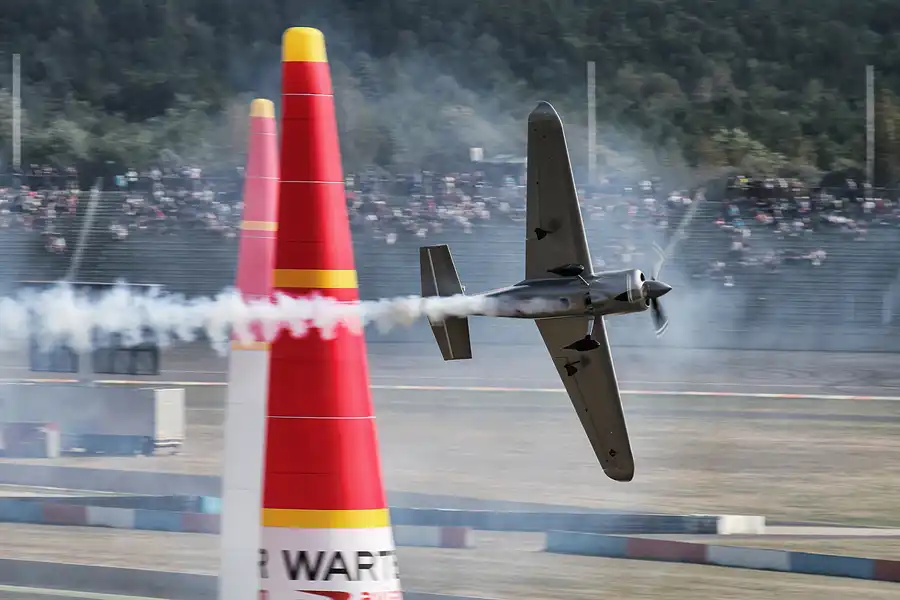 074 | 2016 | Eurospeedway | Red Bull Air Race – Master Class N° 22 – Hannes Arch | © carsten riede fotografie