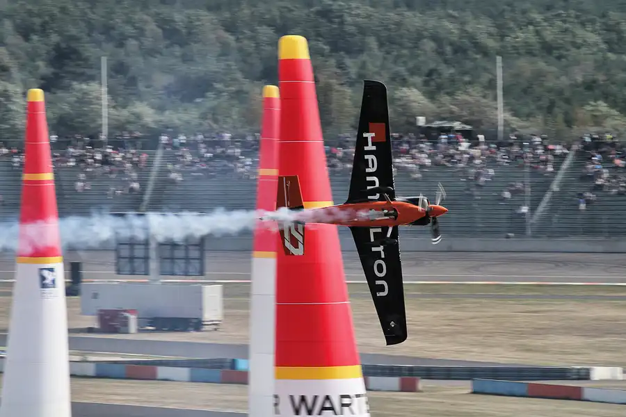 103 | 2016 | Eurospeedway | Red Bull Air Race – Master Class N° 27 – Nicolas Ivanoff | © carsten riede fotografie