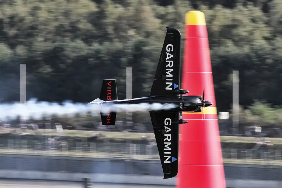 144 | 2016 | Eurospeedway | Red Bull Air Race – Master Class N° 84 – Pete McLeod | © carsten riede fotografie