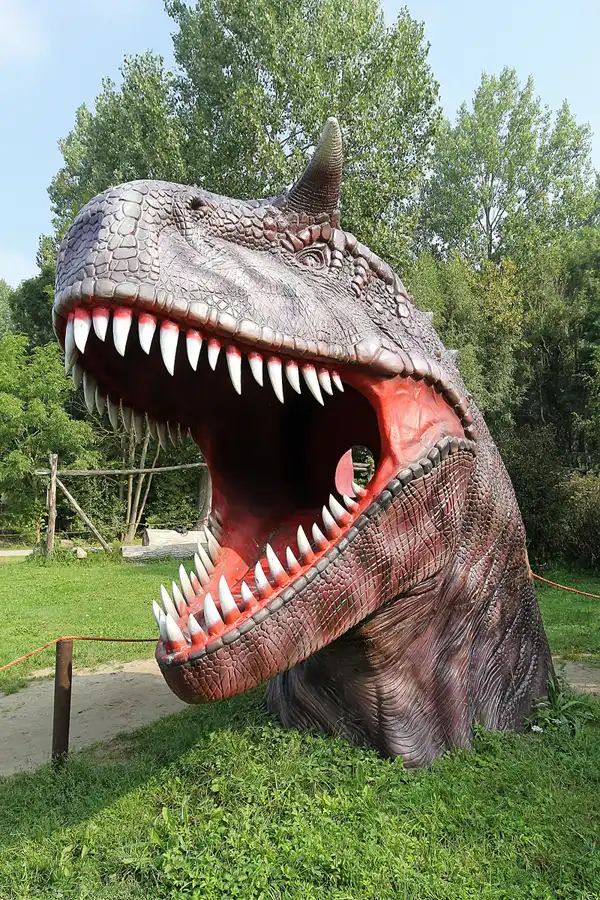 001 | 2016 | Glowe | Dinosaurierland Rügen | © carsten riede fotografie